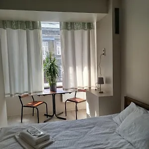  Hotel Lion Hill