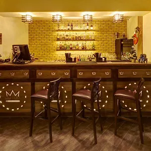 Hotel Three Crowns, Lwów